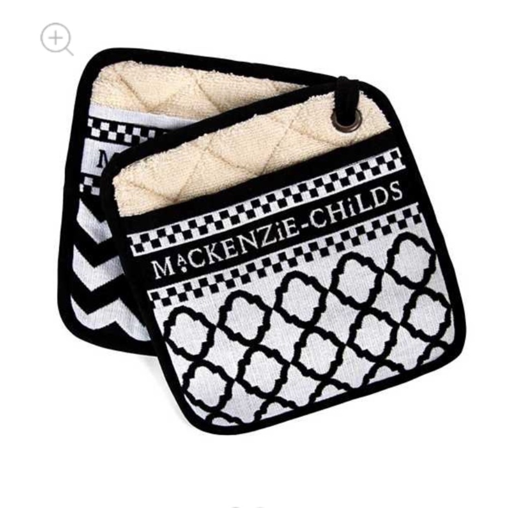 Mackenzie-Child’s trulyMC Black & White Zig Zag Pot Holders - Set of 2